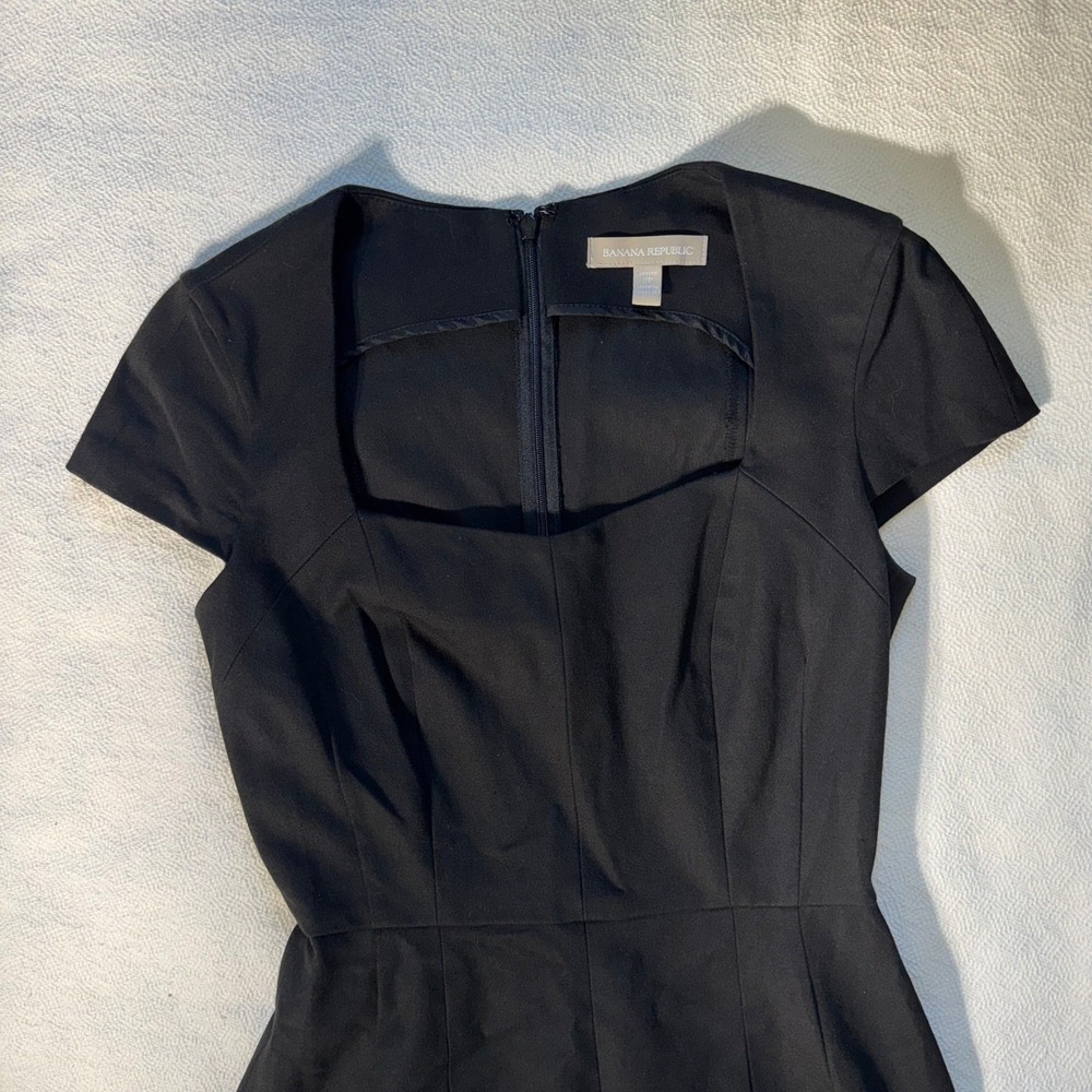 Banana Republic Sloan Black Sheath Dress Square Neck Cocktail Petite 2P